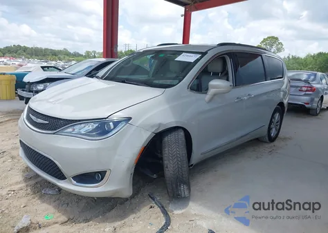 2017 Chrysler Pacifica Touring-L from USA, damaged, VIN 2C4RC1BGXHR607796